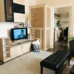 Nador Luxury דירה *