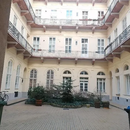 Nádor Luxury Apartmán *